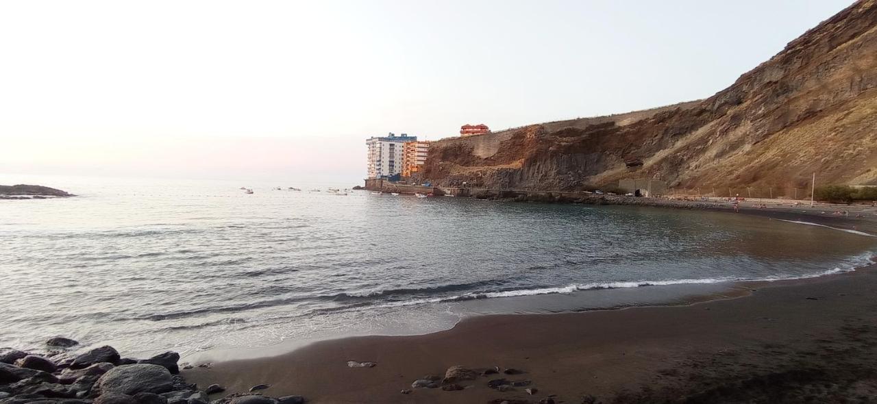 Beautiful beach Santa Cruz de Tenerife Exterior foto